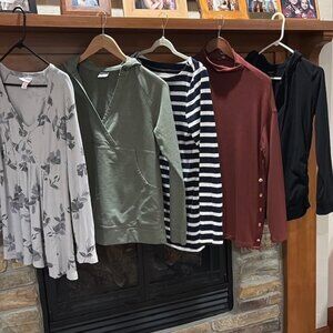 Stylish Women's Maternity Sweatshirts Activewear Quality Tops Bundle Size Medium